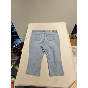 Levis 311 Shaping Skinny Capri Jeans Light Wash Plus Size 24W New